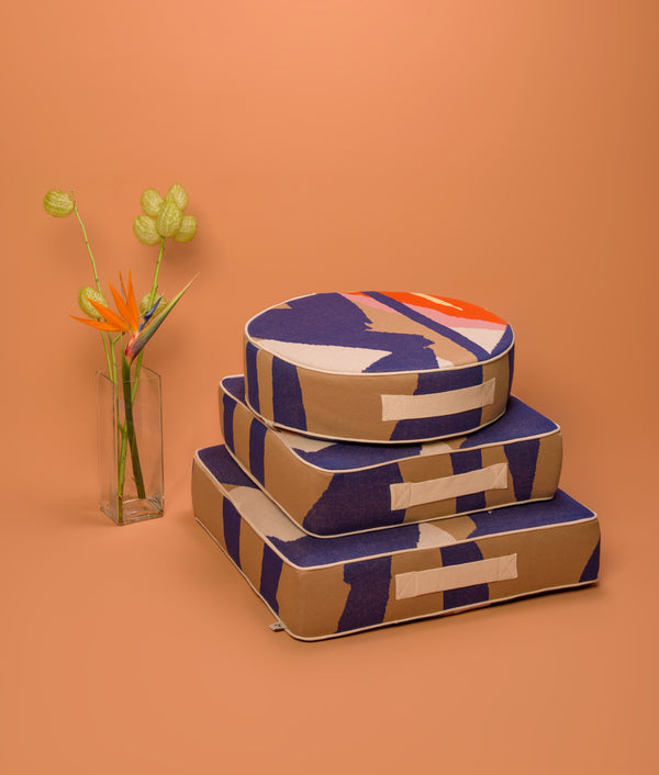 Pufe Arara Quadrado *Pronta-Entrega*